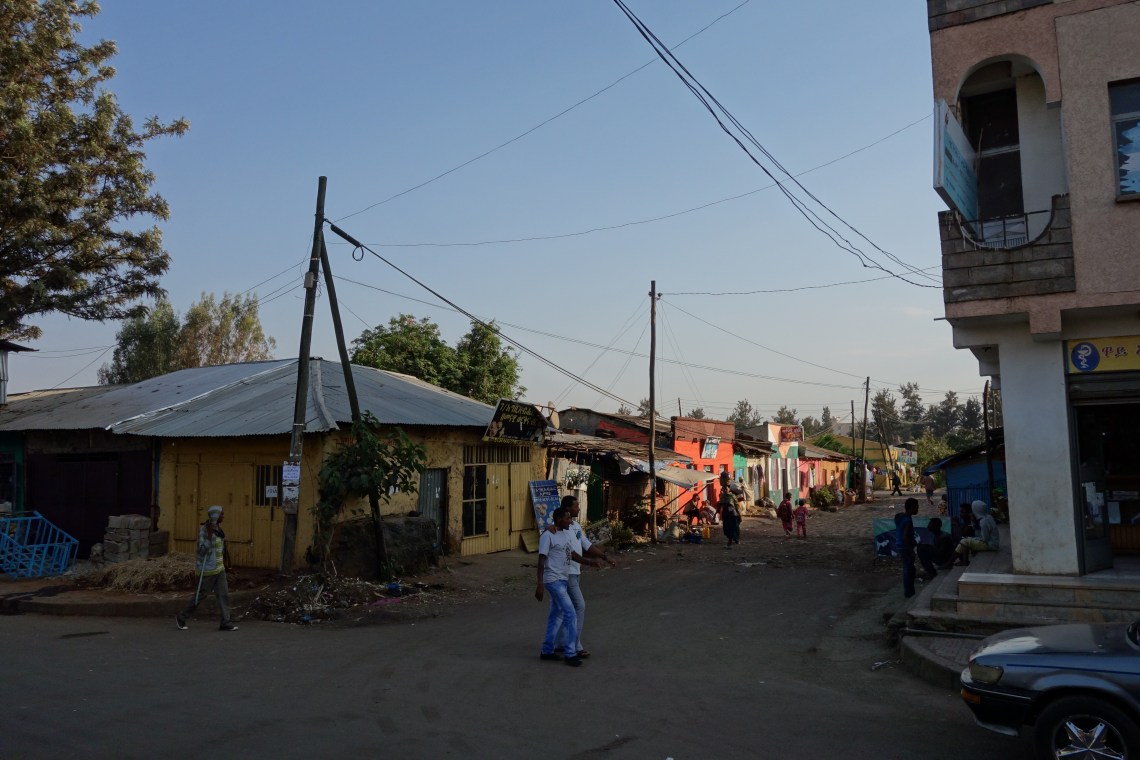 bahir-dar-backstreet
