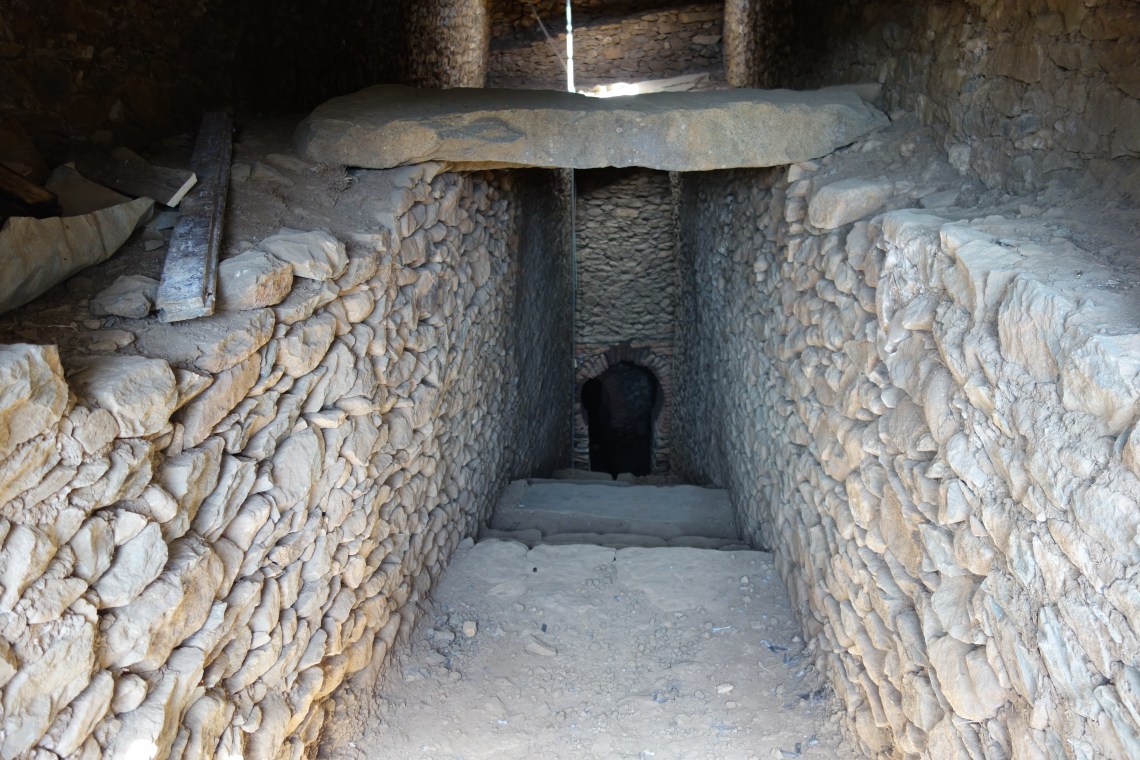 tomb of the brick arches