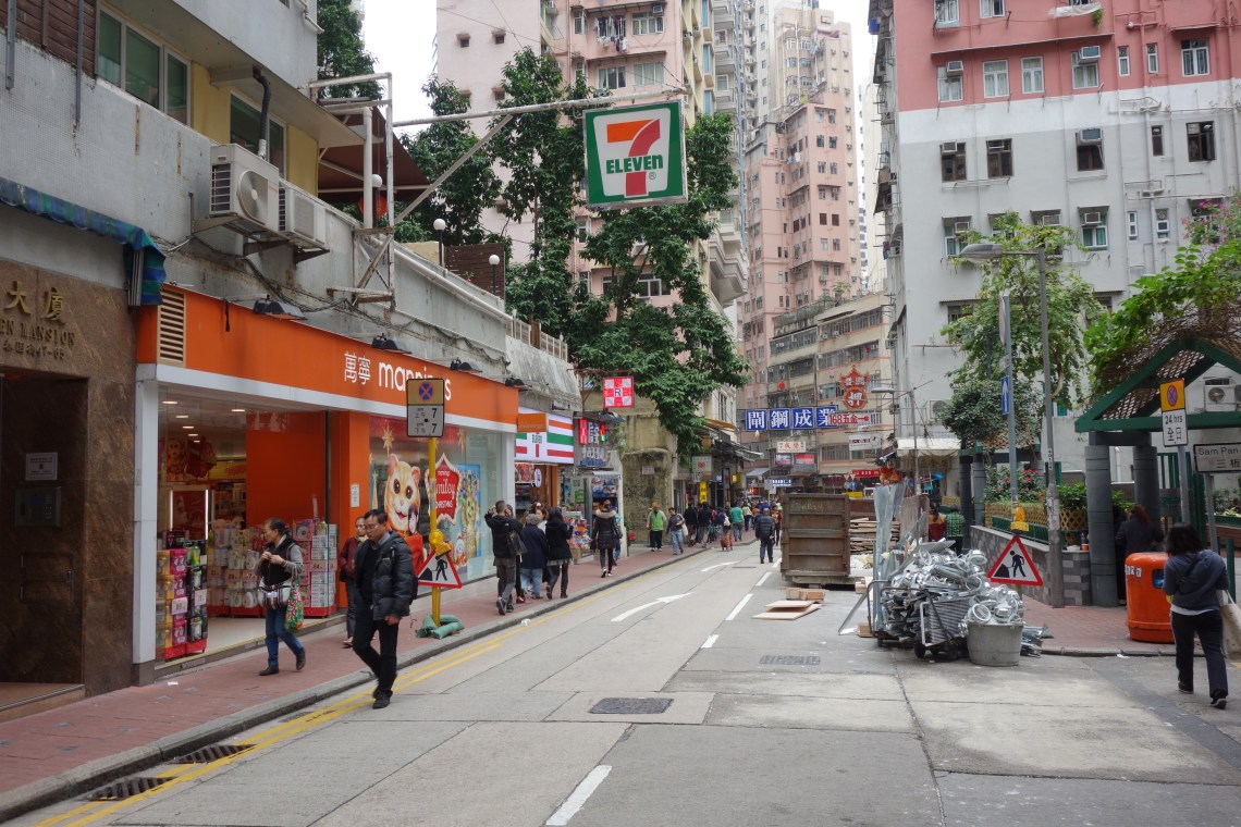 hong kong wan chai street travel blog