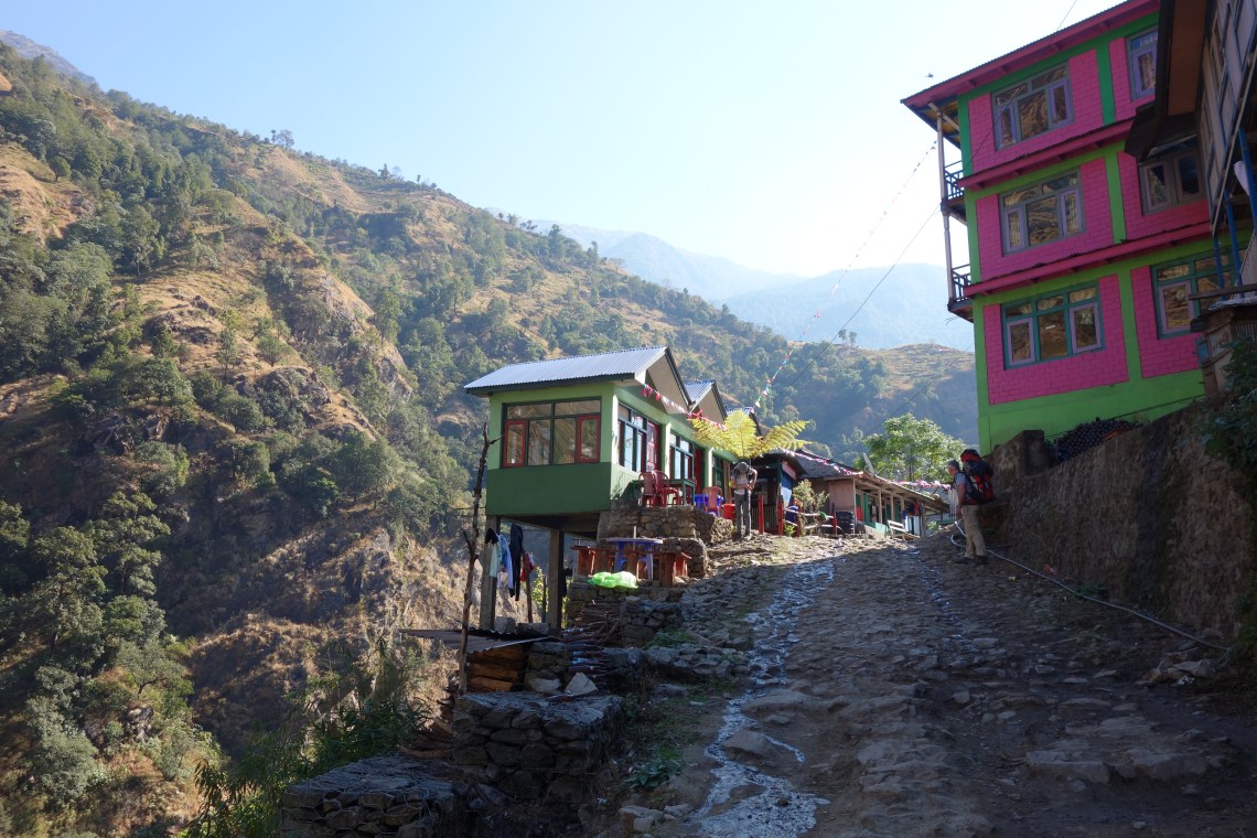 annapurna circuit teahouses tea house nepal himalayas