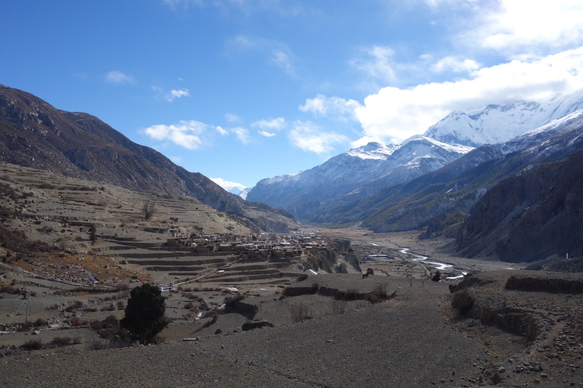 manang nepal annapurna circuit