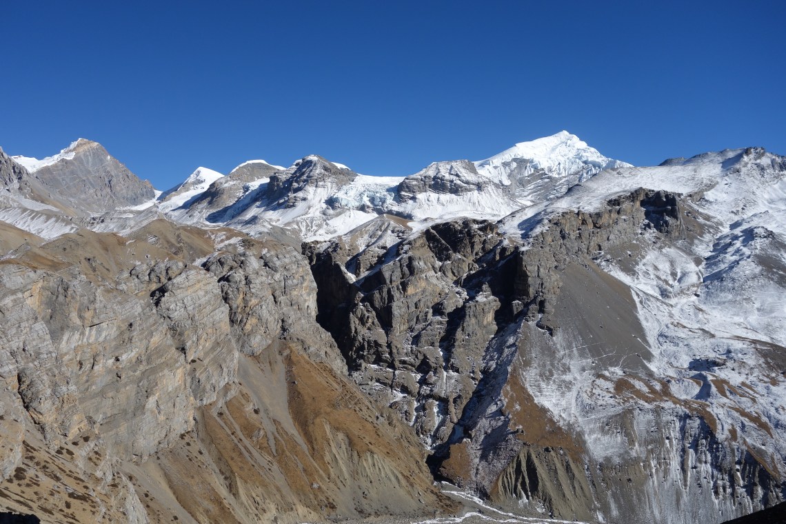 mountains nepal annapurna circuit himalayas snow winter (1)