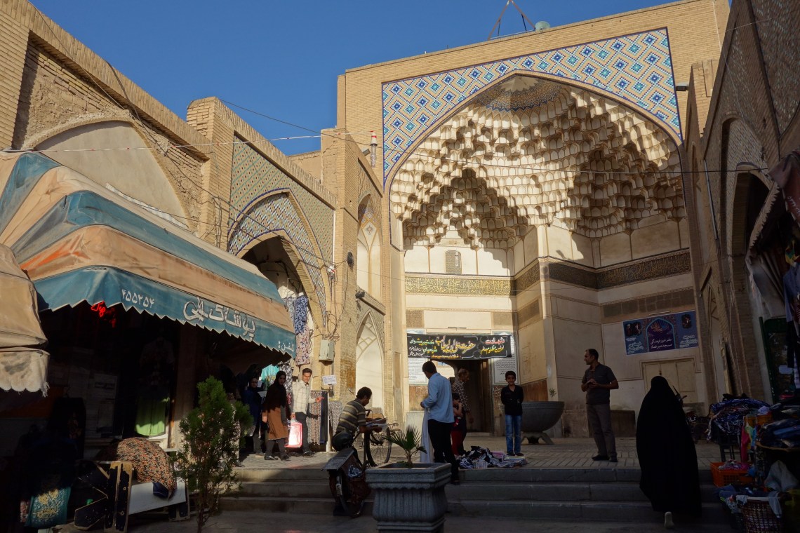 bazaar kashan iran travel blog (1)