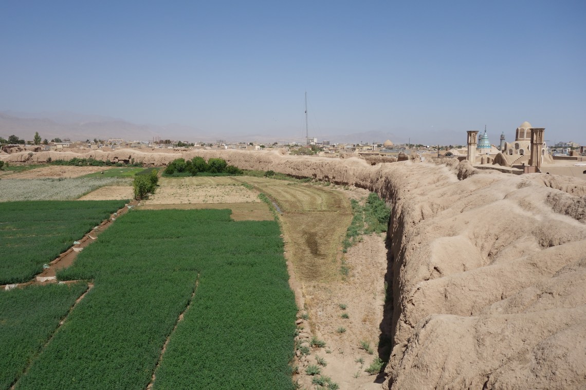ghaleh jalali castle kashan iran fortress (3)
