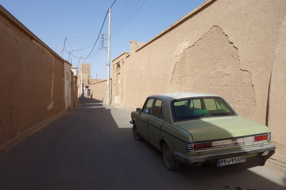 paykan kashan iran travel blog